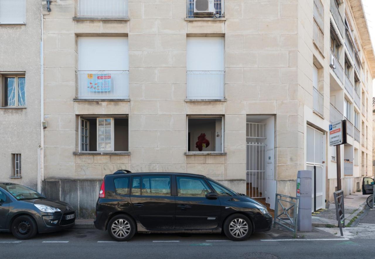 Appartement De Charme - Vue Sur Remparts - Wifi Gratuit - Parking Payant A Proximite Aviñón Exterior foto